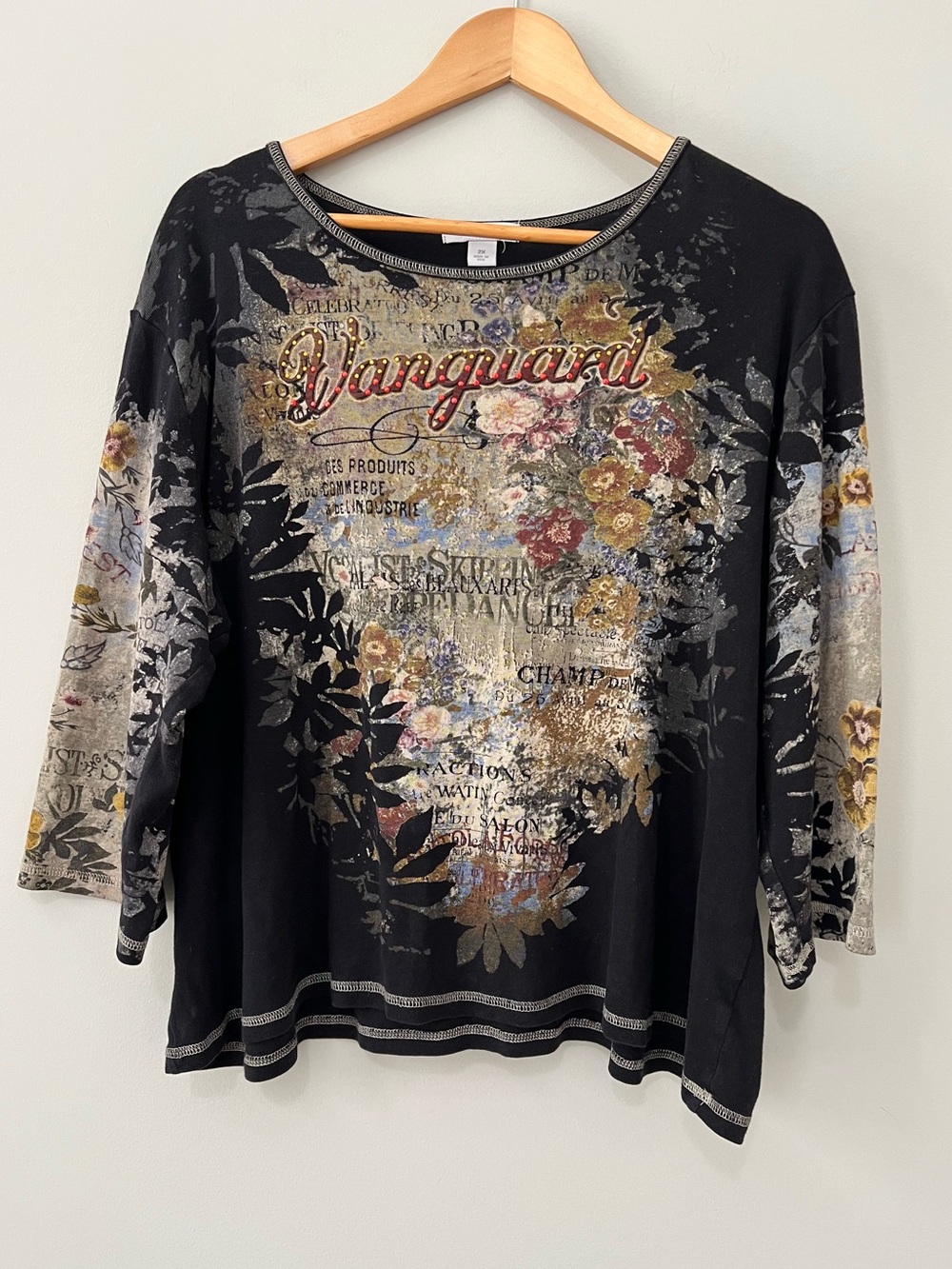 Dressbarn Woman Plus Size 2X Vintage Vanguard Graphic Top Floral Made in USA